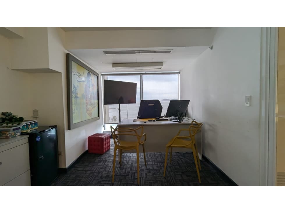 ALQUILER DE OFICINA AVENIDA BALBOA PH YOO — foto 6