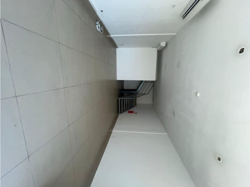 ALQUILER LOCAL COMERCIAL CON TERRAZA SAN FRANCISCO PLAZA 68 — foto 5