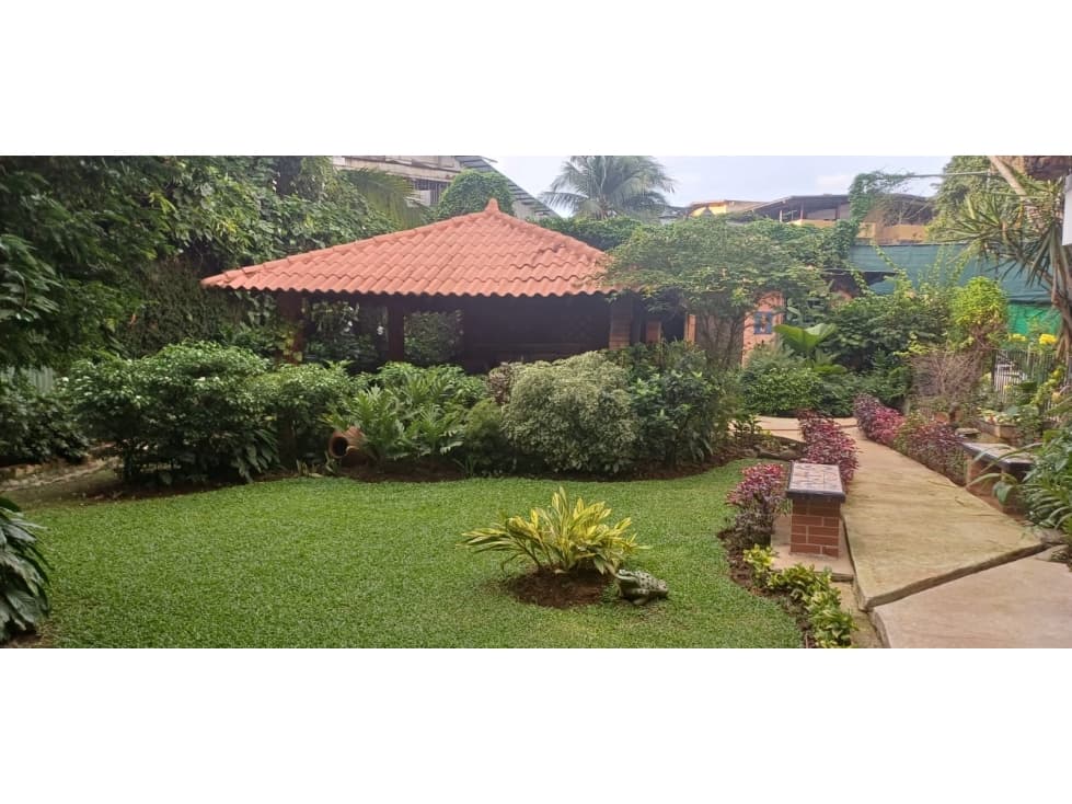 VENTA CASA EN EL CARMEN 1010M2 CON PISCINA Y TERRAZA MLD — foto 1