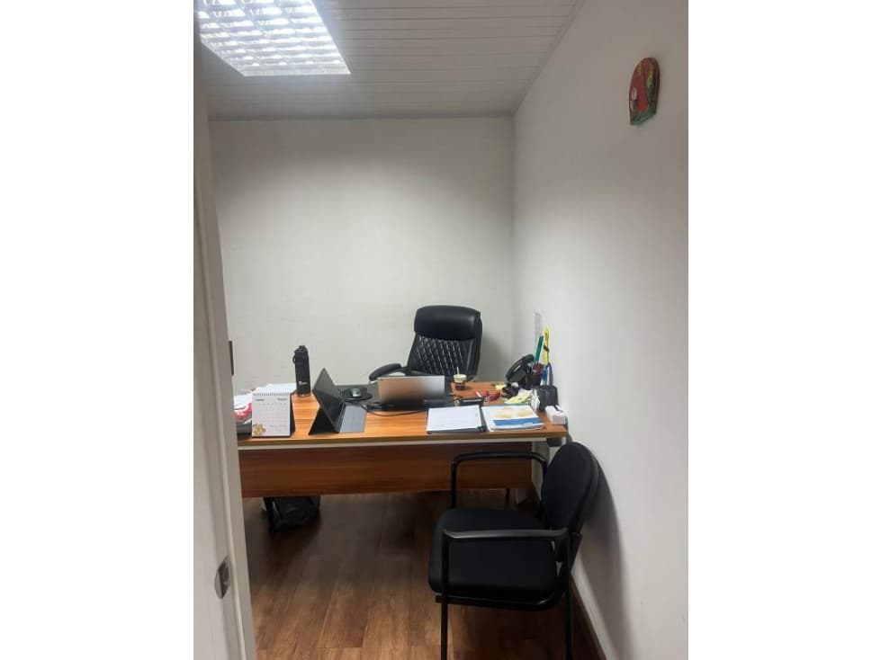 ALQUILER DE OFI BODEGA DOBLE ALTURA EN SAN FRANCISCO cv — foto 2