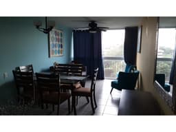 APARTAMENTO DE TRES RECAMARAS EN AVIÑON TOWERS