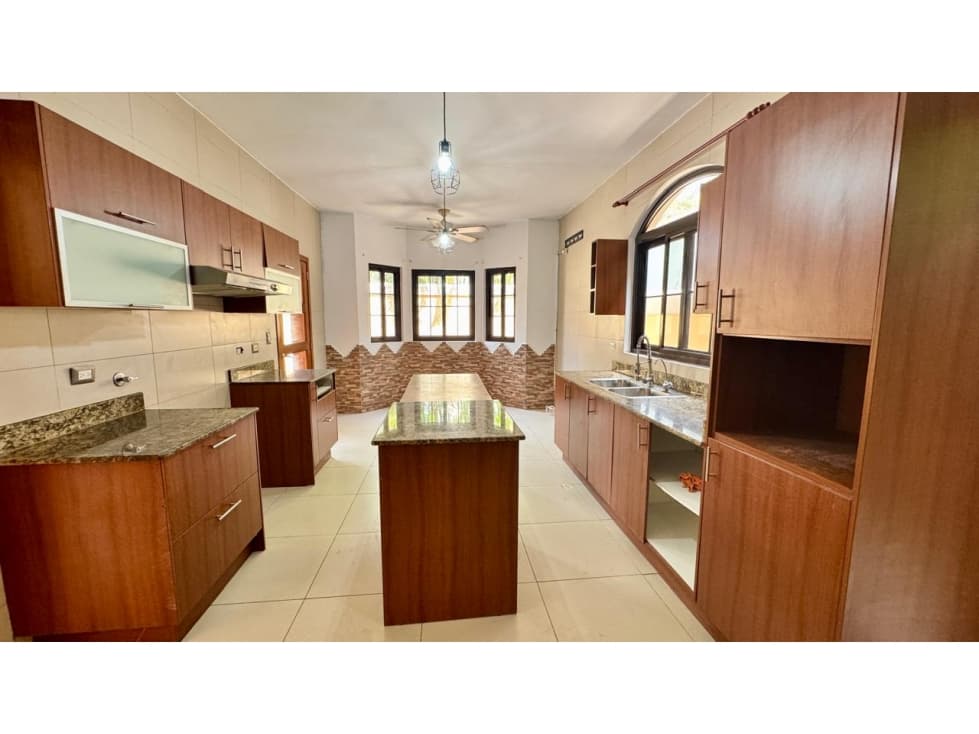VENTA CASA COSTA SUR 4 RECAMARAS PH EL DORAL CV — foto 6