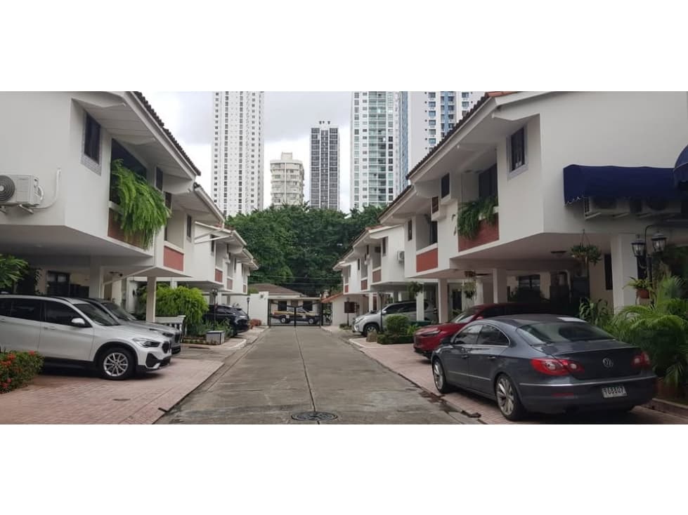VENTA DUPLEX LOS FLAMINGO SAN FRANCISCO 400MTRS2 EV — foto 1