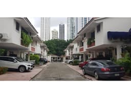 VENTA DUPLEX LOS FLAMINGO SAN FRANCISCO 400MTRS2 EV