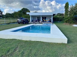 VENTA DE CASA DE PLAYA CON PISCINA EN CORONADO 983METROS