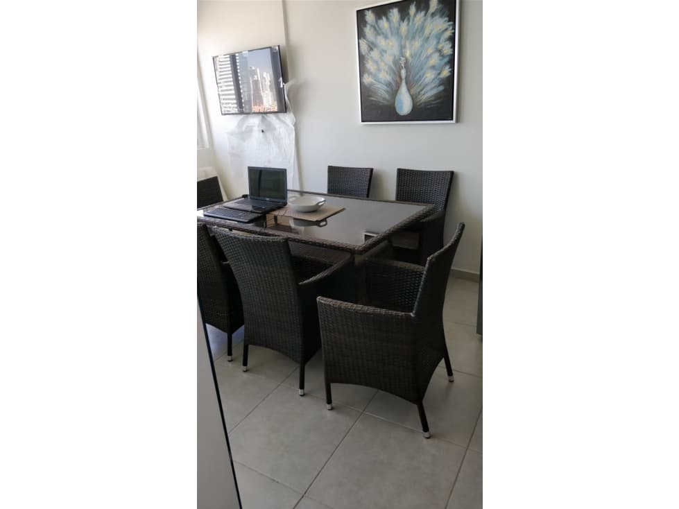 APARTAMENTO FULL AMOBLADO 2 REC EN AV BALBOA, PH BAY VIEW — foto 3