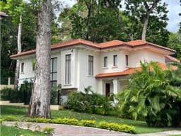 CASA CLAYTON, 767.85MTS, LOS SENDEROS, CAMINO DE CRUCES