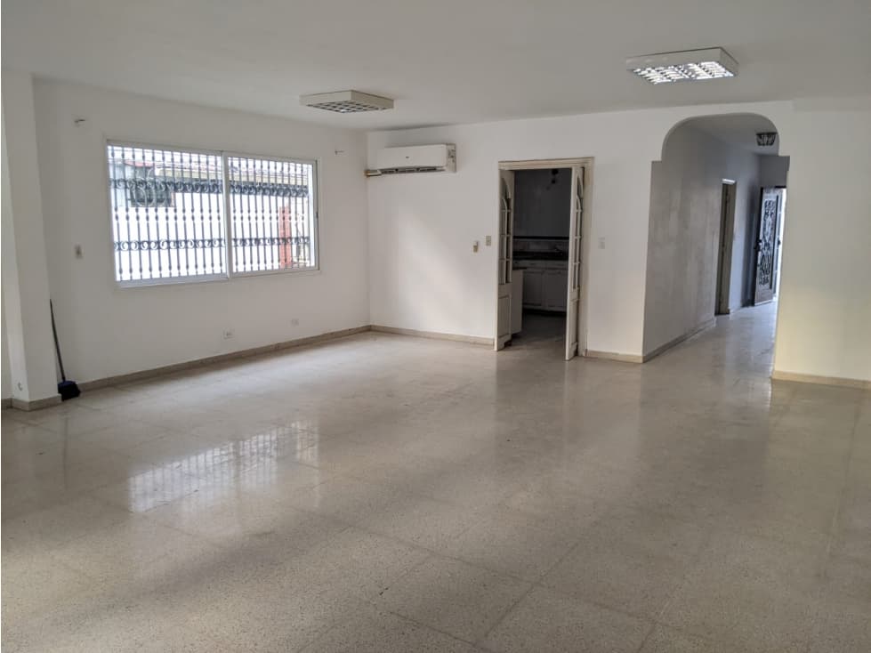 CASA COMERCIAL 410 m2 DE TERRENO EN OBARRIO — foto 3