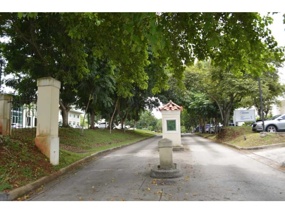 ALQUILER DE OFICINAS DESDE 300m2 HASTA 1,800m2 — foto 3