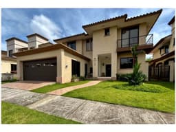 VENTA DE CASA CLAYTON AMOBLADA 545M2 EMBASSY CLUB MLD
