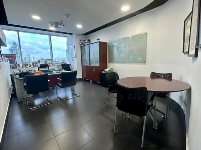 OFICINA AMOBLADA EN PUNTA PACIFICA 258m2 TORRE DE LAS AMERICAS YL