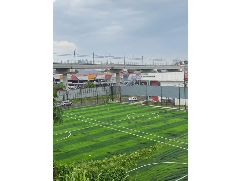 VENDO CANCHA DE FUTBOL EN PROYECTO 210 APARTAMENTOS — foto 2
