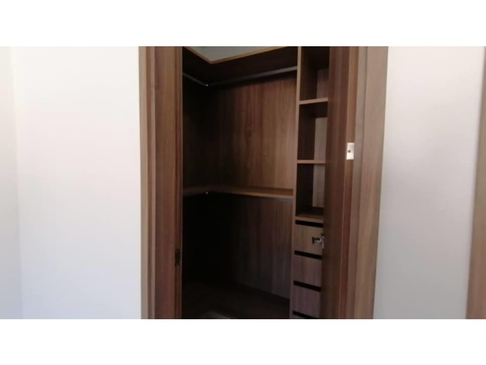 CASA DE 3REC 240MTS2 EN ALTOS DEL PARQUE — foto 3