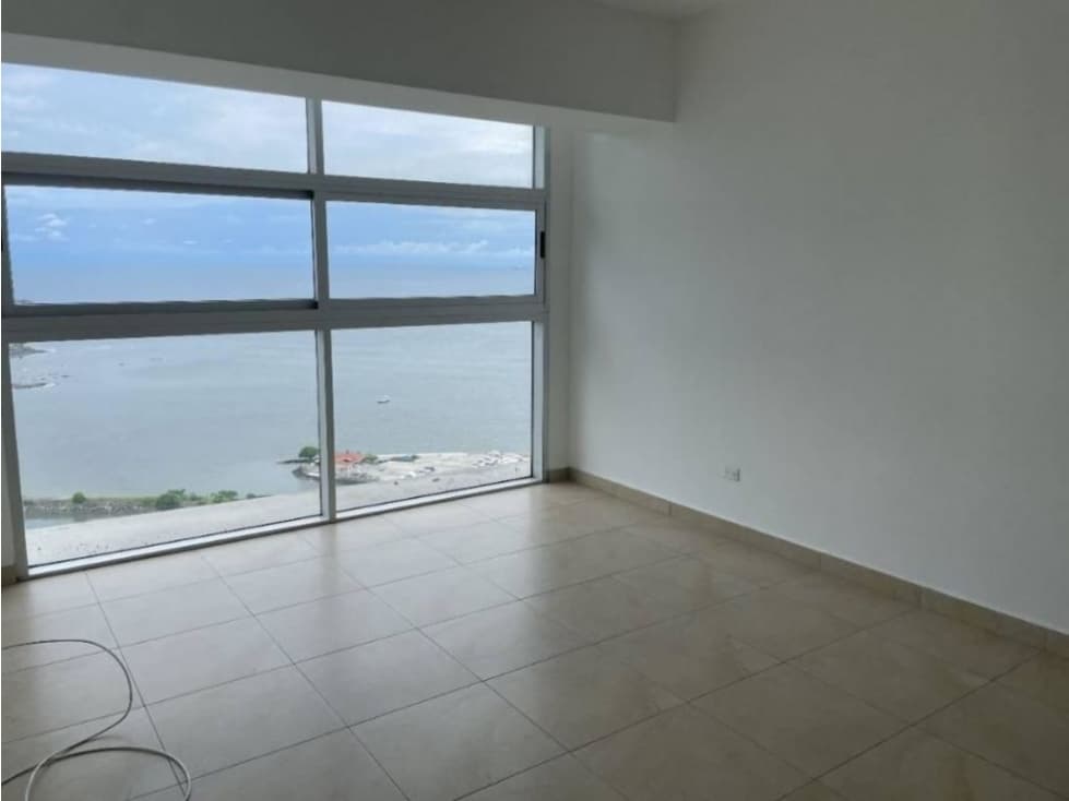 APARTAMENTO EN AV BALBOA PH WHITE TOWER LINEA BLANCA — foto 2