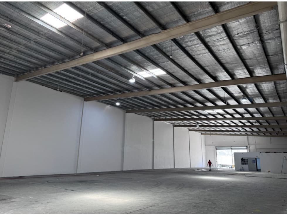 ALQUILER 2 GALERAS COSTA DEL ESTE 2560 m² PARQUE INDUSTRIAL RTC — foto 2