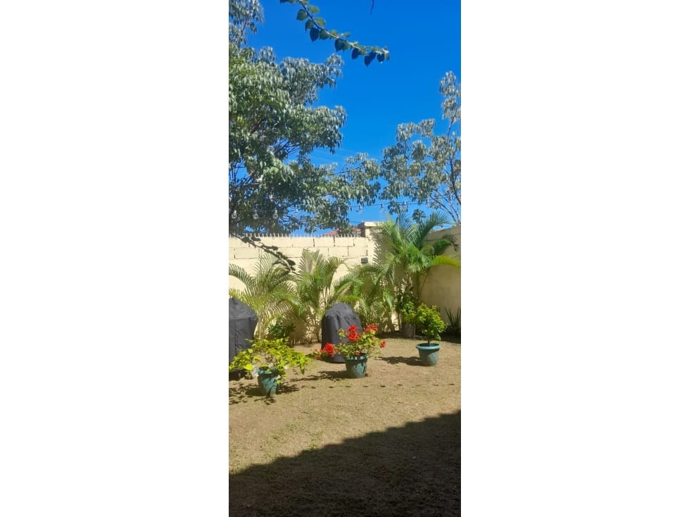 VENTA DE HERMOSA CASA DUPLEX EN PASEO DE CANTABRIA — foto 4