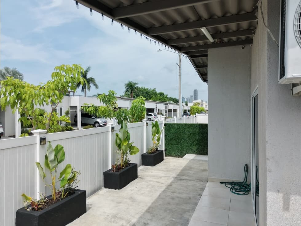 ALQUILER CASA L/B EN COSTA SUR-PH VILLA SUR 4REC TC — foto 3