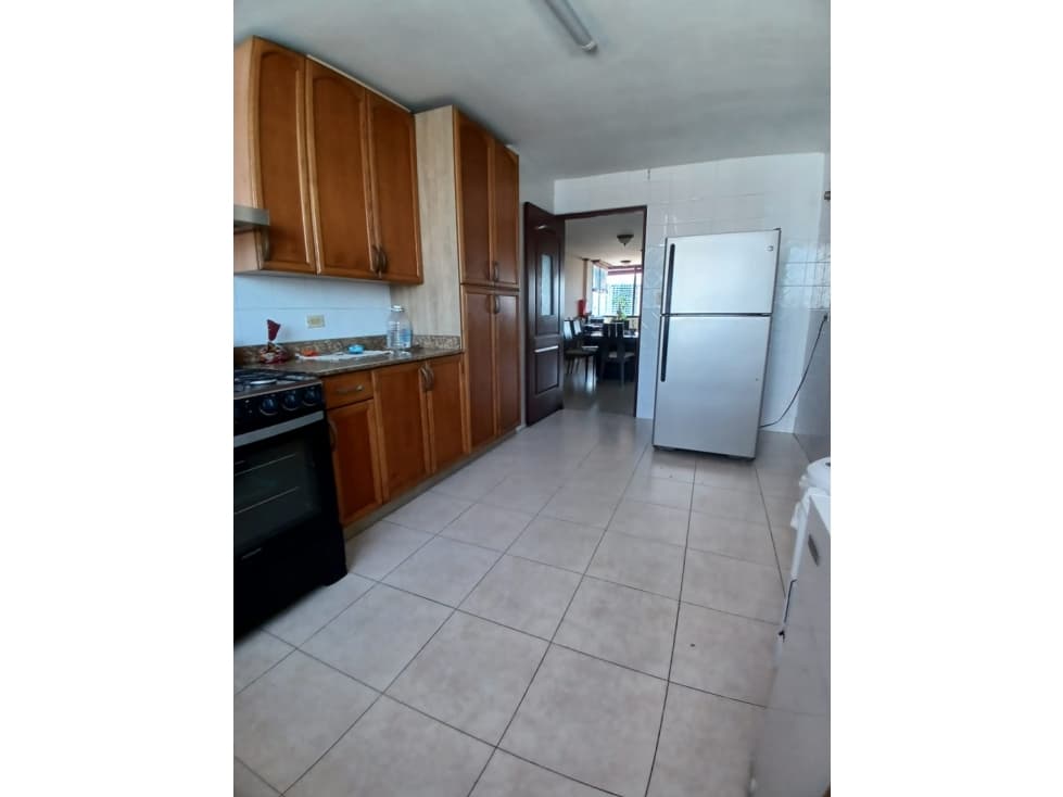 VENTA APARTAMENTO PH MARBELLA TOWER II 212mtrs EV — foto 4