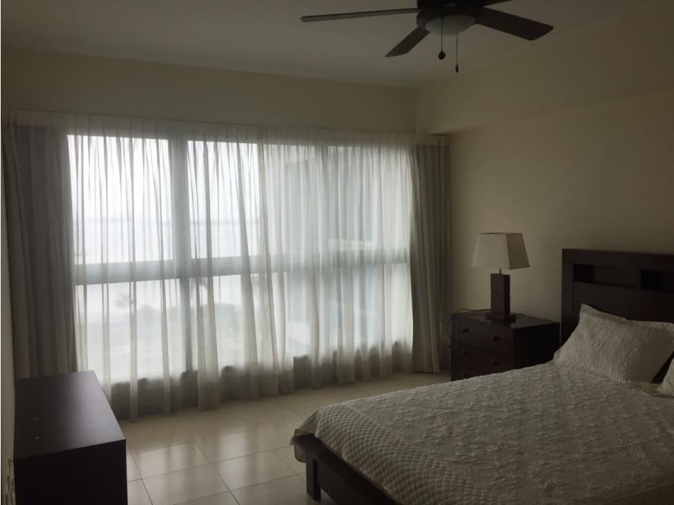 APARTAMENTO VISTA AL MAR AMOBLADO, GRAND BAY — foto 6