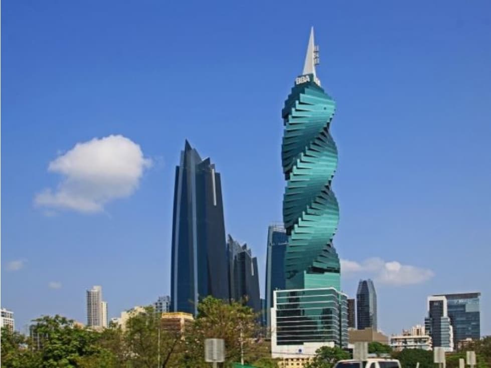 OFICINA CALLE 50 F&F TOWER REVOLUTION (TORNILLO) 188 mt2 YL — foto 1