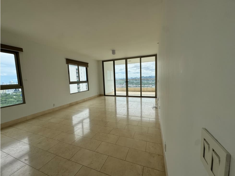 VENTA DE APARTAMENTO EN SANTA MARIA PH GREEN VIEW 215m2 JP — foto 2