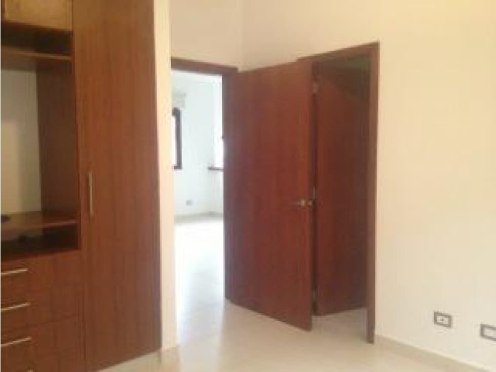 VENTA/ALQUILER CASA AMOBLADA COSTA SUR ESPACIOSA MODERNA  — foto 4