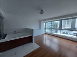 VENTA APARTAMENTO EN AVENIDA BALBOA PH BAYFRONT OPORTUNIDAD