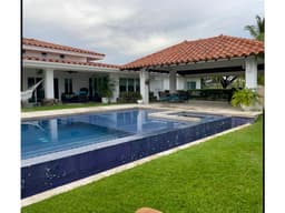 VENTA DE CASA EN VISTAMAR MARINA & GOLF cv