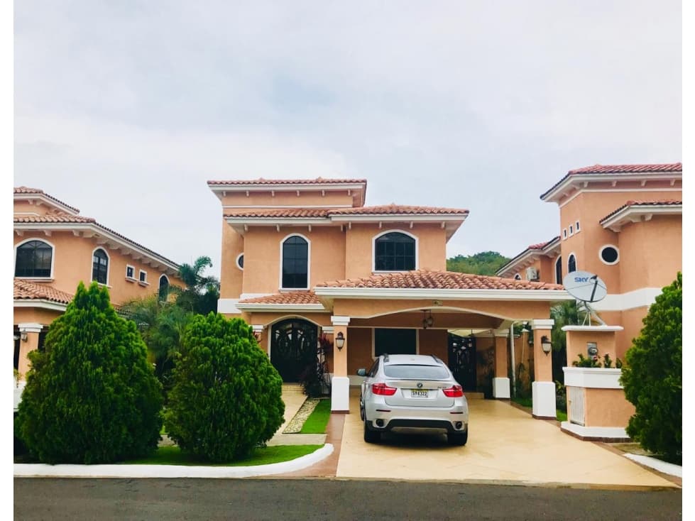 VENTA DE CASA EN CLAYTON VILLAGE — foto 4