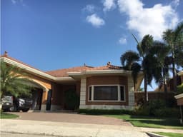 OPORTUNIDAD DE LA MEJOR CASA 4 RECÁMARAS 760M2, COSTA SUR