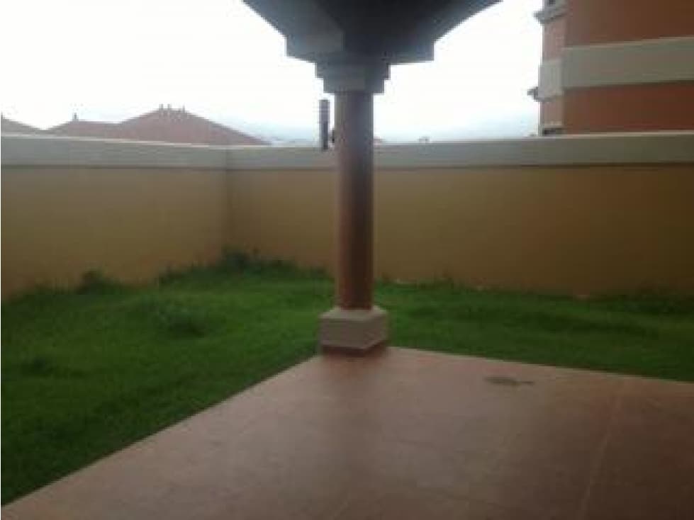 VENTA/ALQUILER CASA AMOBLADA COSTA SUR ESPACIOSA MODERNA  — foto 2