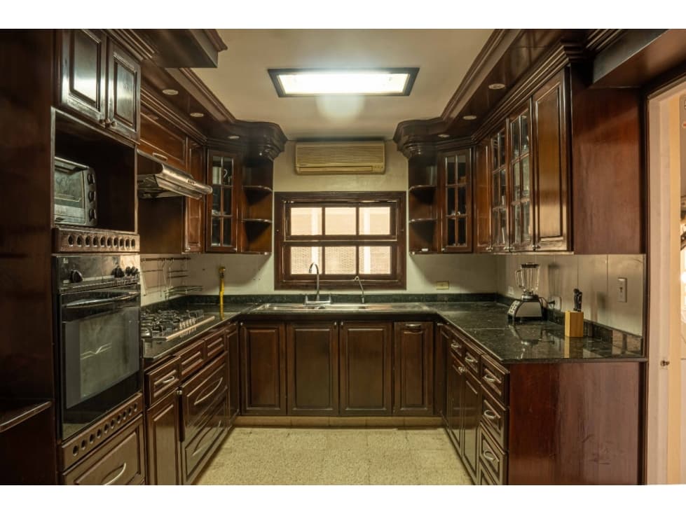 APARTAMENTO DE 249m2 AMOBLADO CANGREJO, PH KAONABO — foto 2