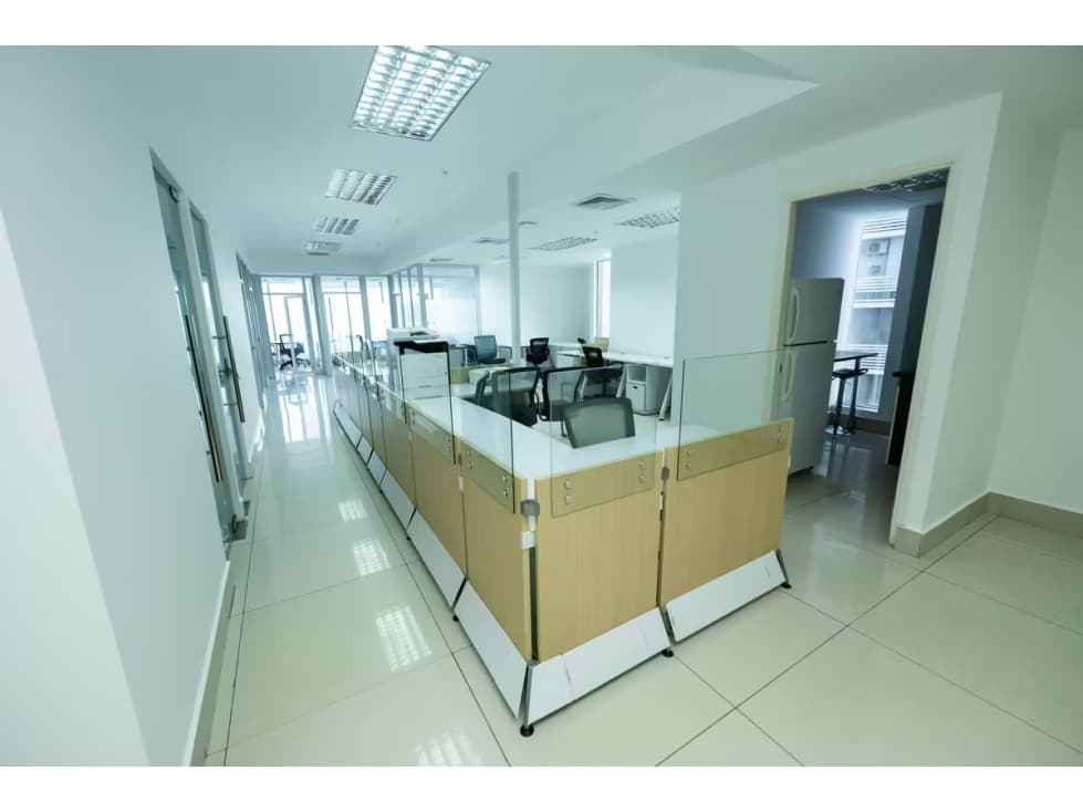 OFICINA AVENIDA BALBOA AMOBLADA 200M2 INCLUIDO MANTENIMIENTO BICSA — foto 5