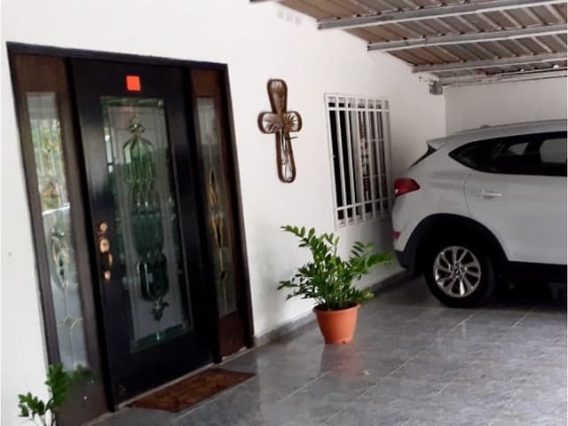 VENTA CASA ZONA PAGA PEDREGAL URBANIZACION MONTERIA