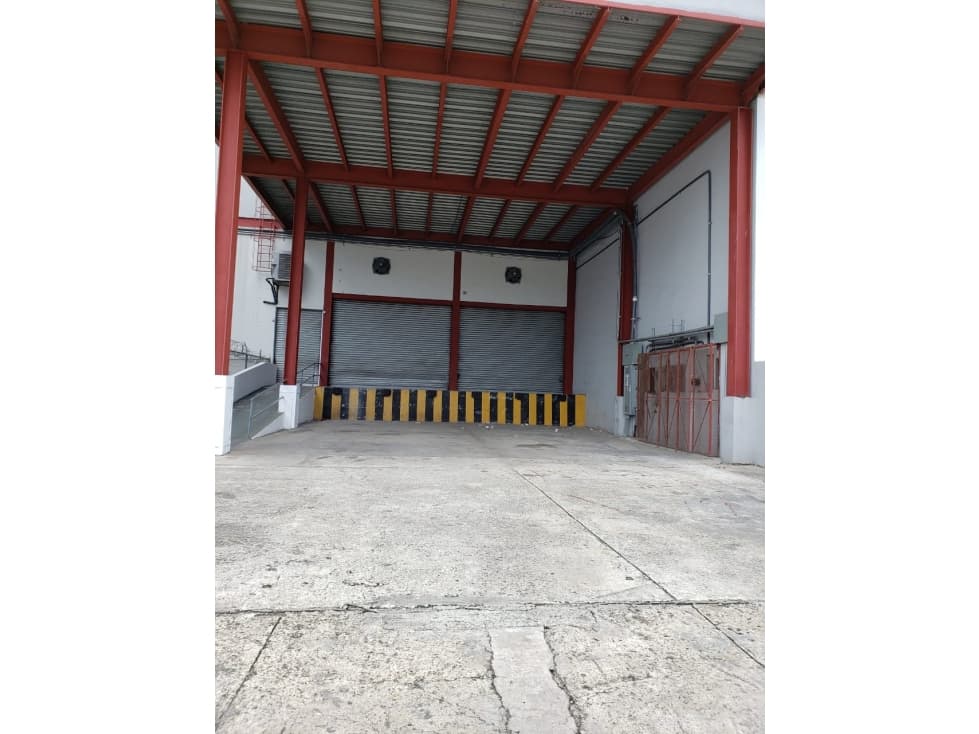 ALQUILER BODEGA 1800MTRS PARQUE INDUSTRIAL COSTA DEL ESTE EV — foto 5