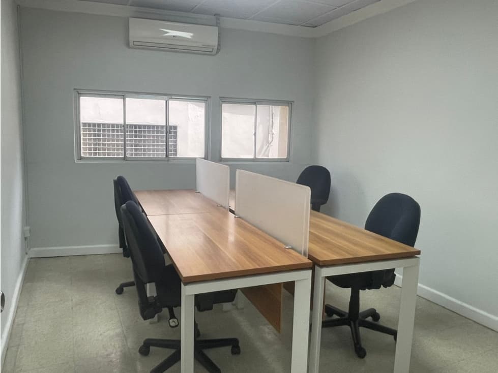 VENTA DE OFICINA EN OBARRIO - ZONA BANCARIA — foto 3