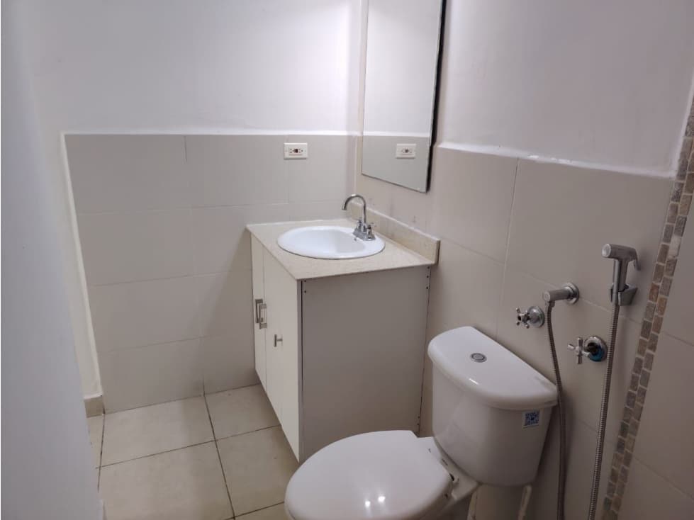 ALQUILER APARTAMENTO LÍNEA BLANCA - VÍA ESPAÑA MC — foto 6