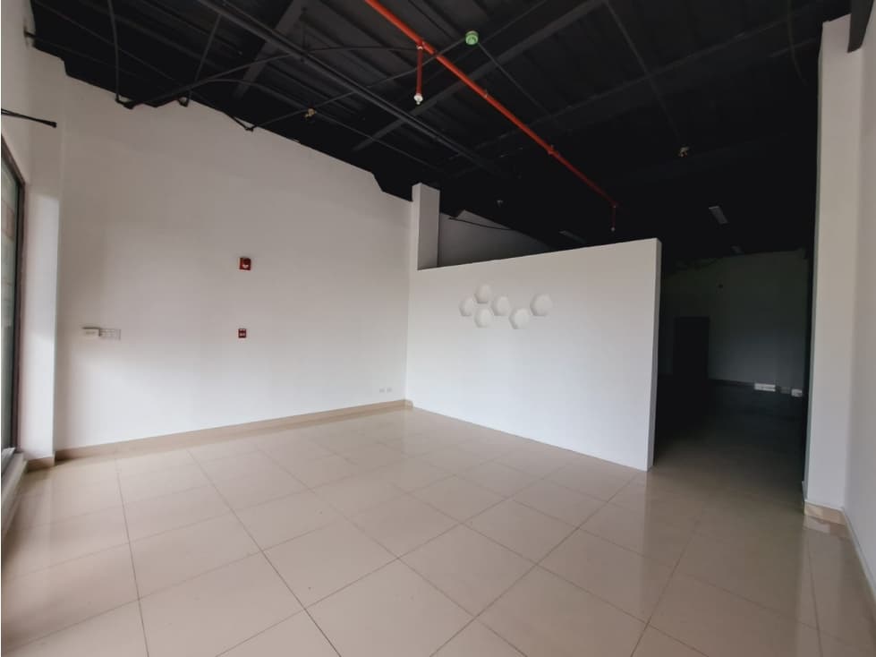 ALQUILER LOCAL COMERCIAL 94M2 CONDADO DEL REY MBR — foto 4