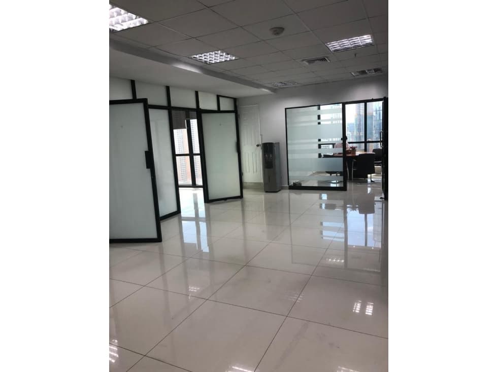 VENDO OFICINAS TOWEBANK CALLE 50 313MT MLD — foto 4