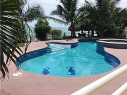 VENTA APARTAMENTO EN GORGONA CON VISTA AL MAR PH BILTMORE MLD