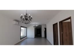 CASA DE 3REC 240MTS2 EN ALTOS DEL PARQUE