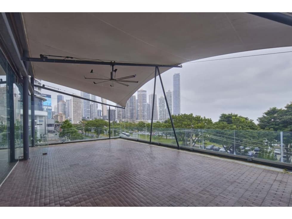 ALQUILER DE LOCAL ROOFTOP 350m2 EN AVENIDA BALBOA — foto 3