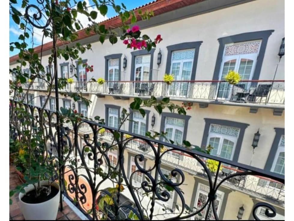 VENTA OFICINAS CASCO ANTIGUO CASA PEREZ ALEMAN CV — foto 1