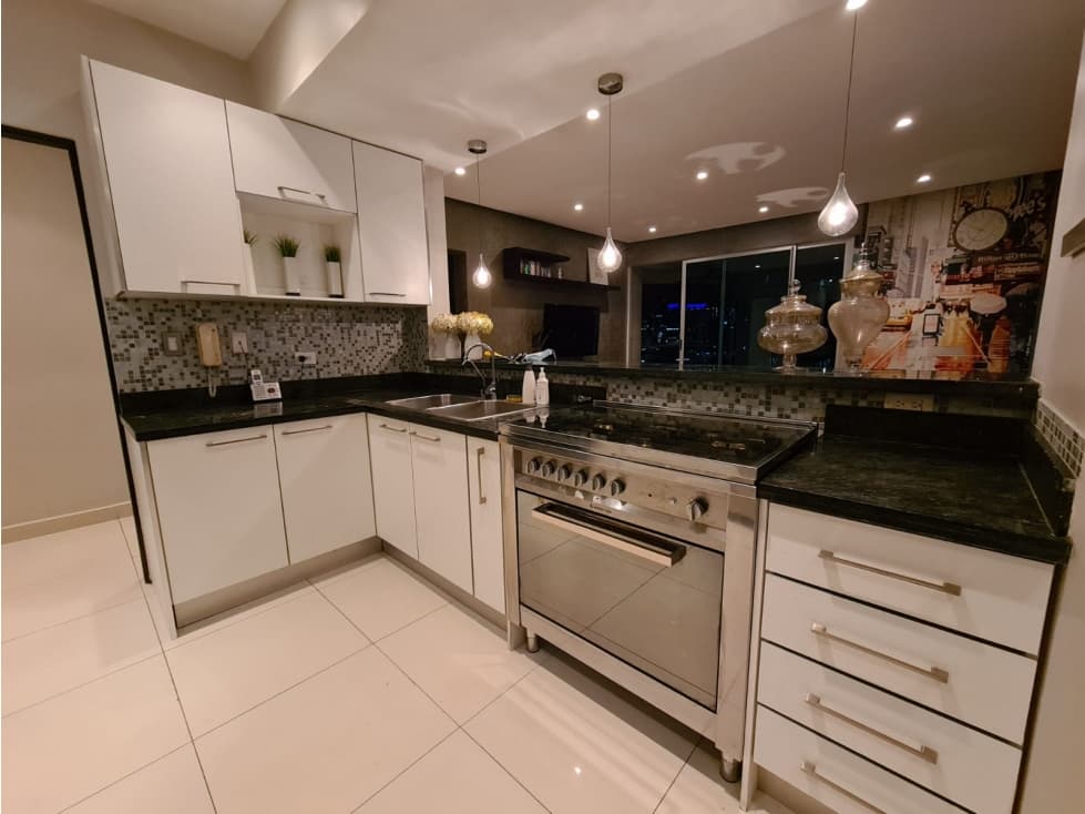 ALQUILER DE APARTAMENTO EN KEOPS TOWER — foto 4