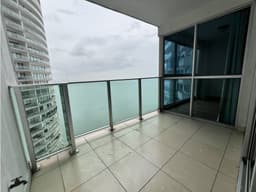 Oasis On The Bay APARTAMENTO EN ALQUILER