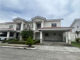 RESERVAS DE VERSALLES - CASA EN VENTA