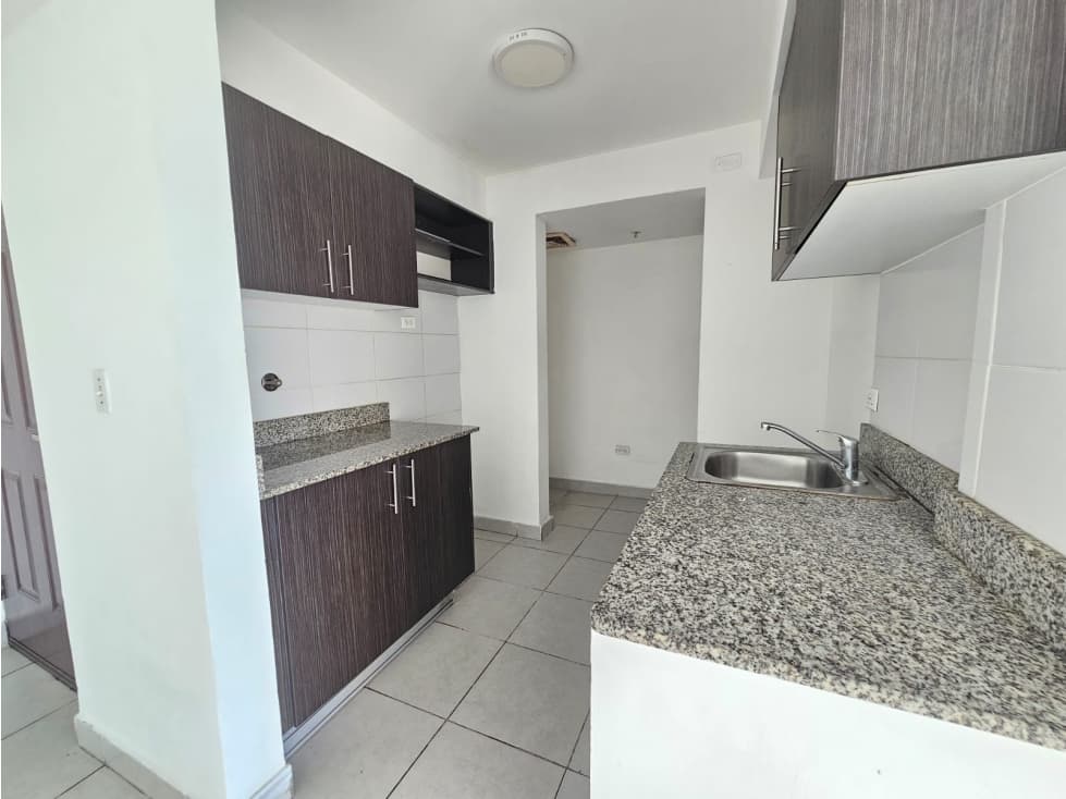Venta Apartamento a Pasos del Parque Omar PH Premium Vía España-LH — foto 5