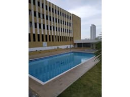 Se vende Apartamento en Via Cincuentenario