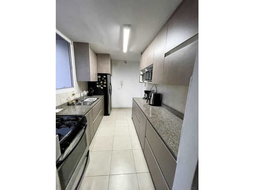 HERMOSO APARTAMENTO A PASOS DE AV. BALBOA — foto 5
