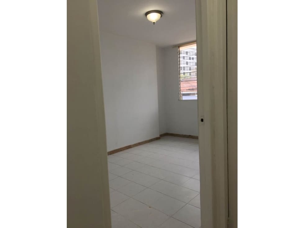 Venta de Amplio Apartamento en Via Porras PH Dlich — foto 4